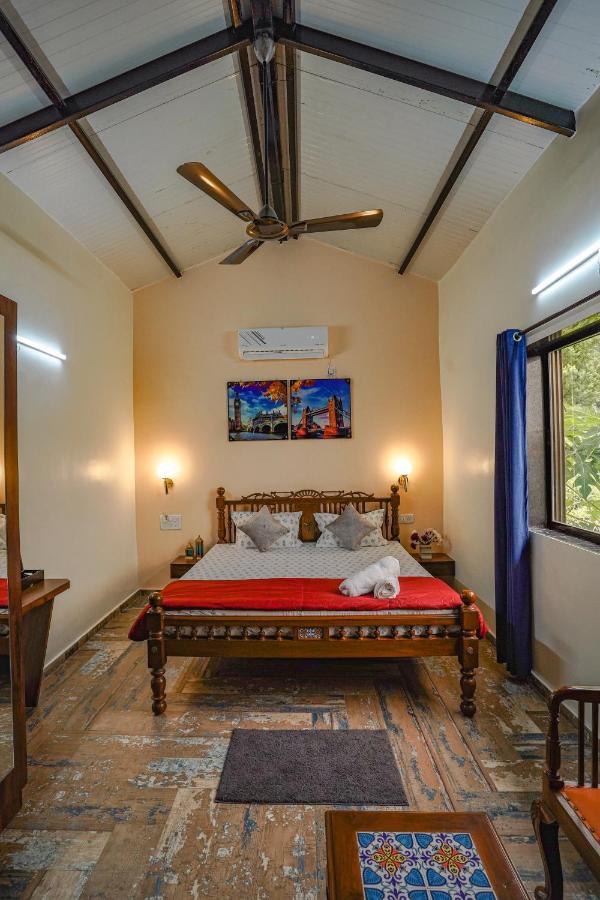 Ninad Homestays Karjat Bagian luar foto
