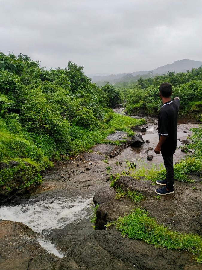 Ninad Homestays Karjat Bagian luar foto